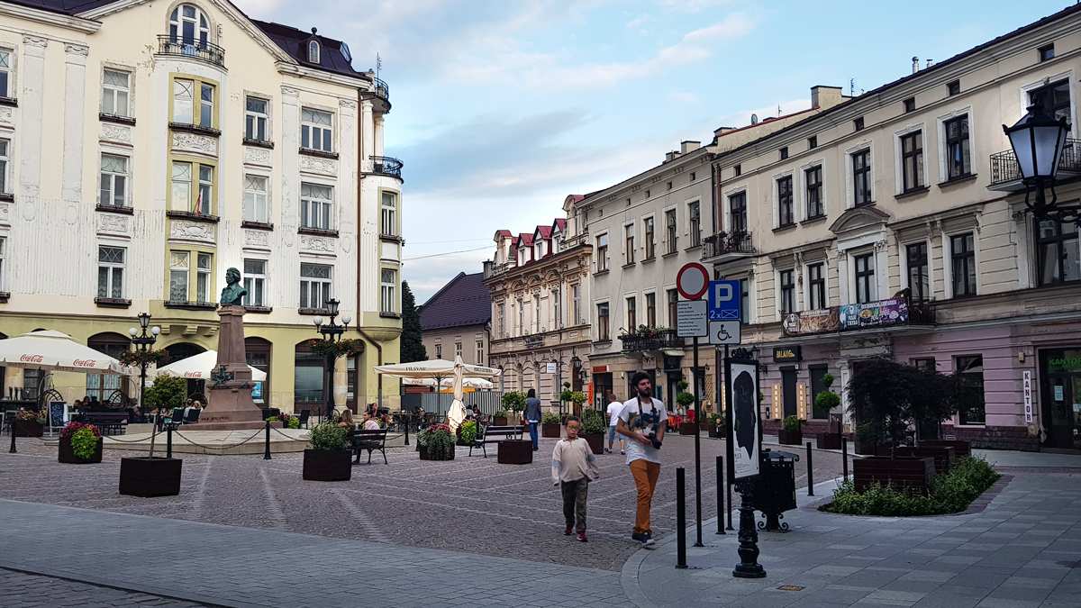 Kazimierz Wielki Square